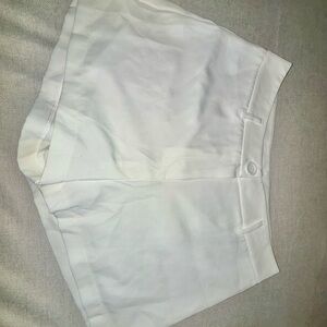 White Skorts with Clean Design and Lightweight Fabric